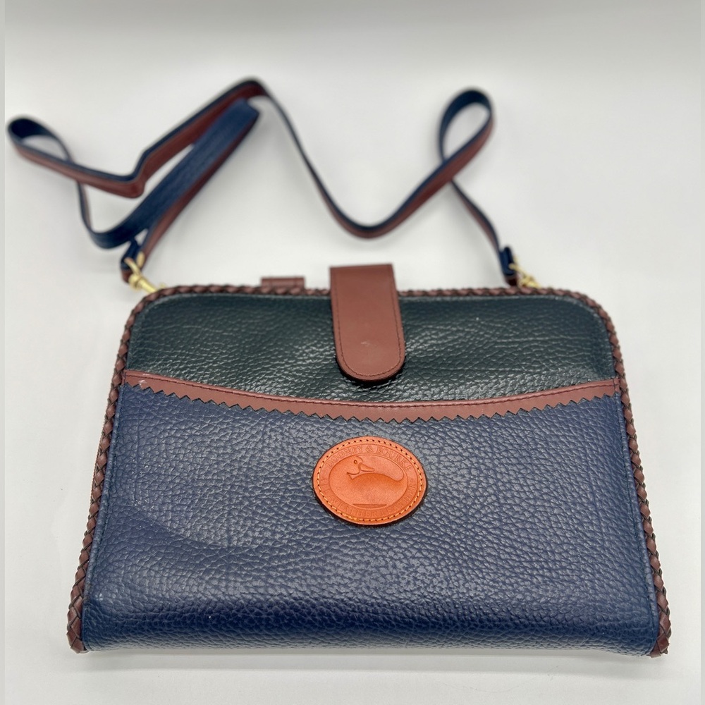 Vintage Dooney & Bourke Vintage Organizer Planner Pebbled Leather Shoulder Strap